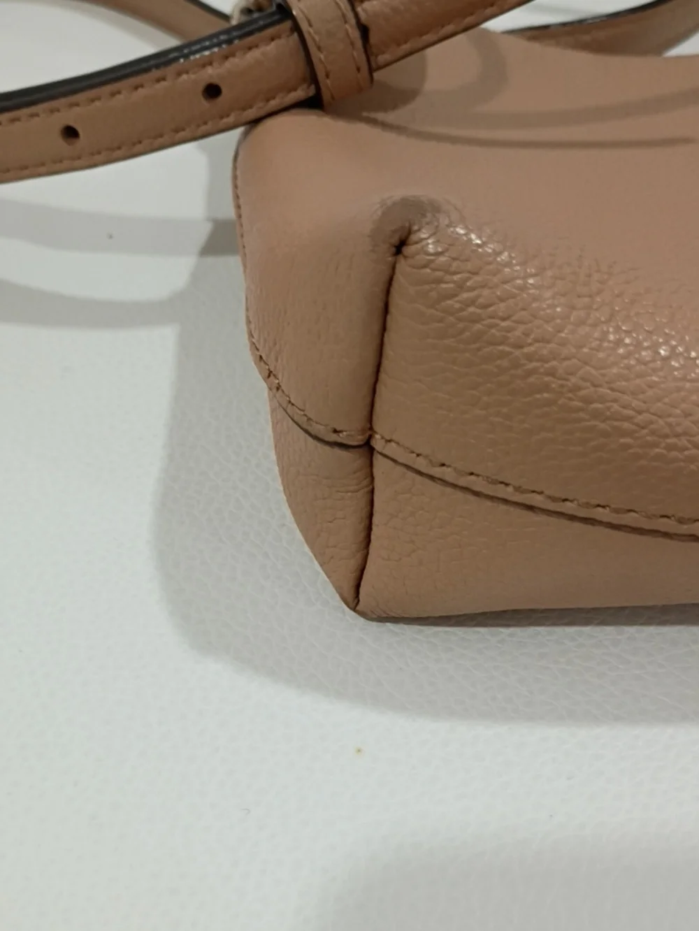 kate spade Pebble Leather Shoulder Crossbody in Light Tan
